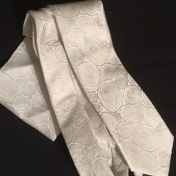 Silk Tie - Picture 1 of 6